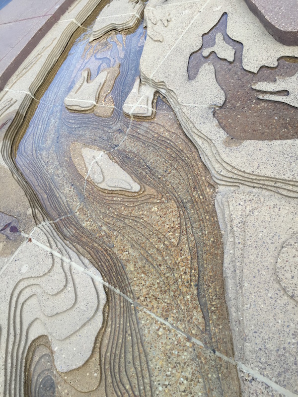 MTN Mississippi River closeup